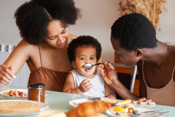 Why SNAP Cuts Hit Latina Moms Harder and How They’re Fighting Back